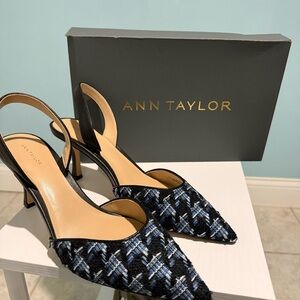 Ann Taylor Black and Blue Houndstooth Heels